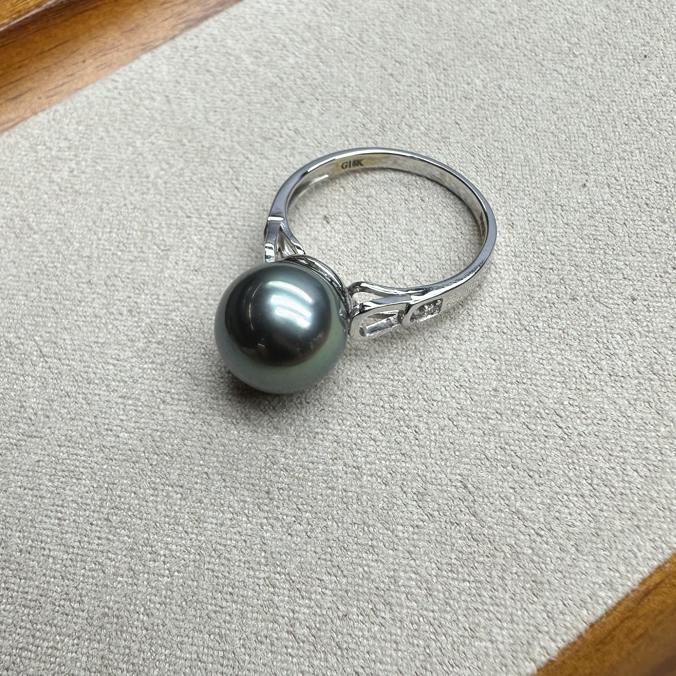 天然大溪地黑珍珠18k金镶钻戒指女经典百搭高级仅1件