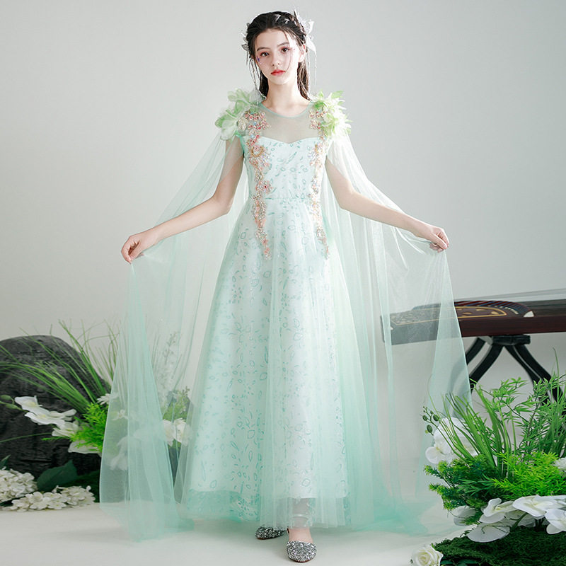 绿色仙气中式飘逸古筝演出服2025秋冬新款森系花朵表演女童演出服