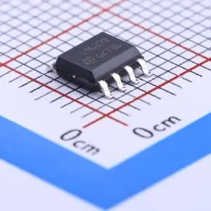 E-L9637D013TR SOIC-8 L9637 单片总线驱动器，带ISO 9141接口 其