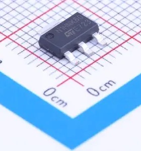 STN1HNK60 SOT-223 1个N沟道 耐压:600V 电流:0.4A 场效应管(MOSF