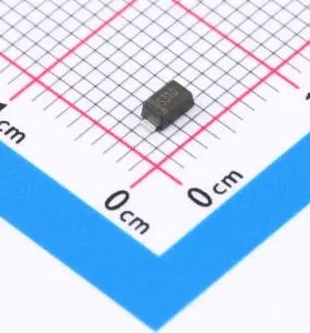 DSS310 SOD-123FL 电压:100V 电流:3A 肖特基二极管