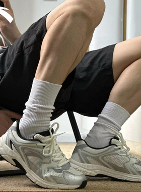 安踏AT2004复古男鞋银色休闲鞋春季潮流舒适软底运动鞋青少年跑鞋