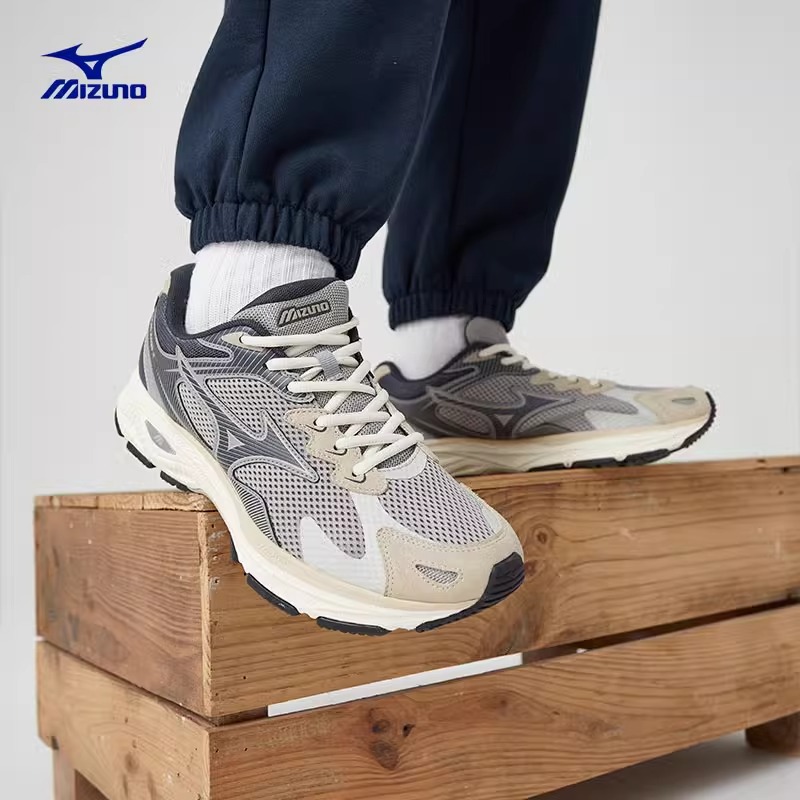 美津浓跑步鞋男鞋RACERS