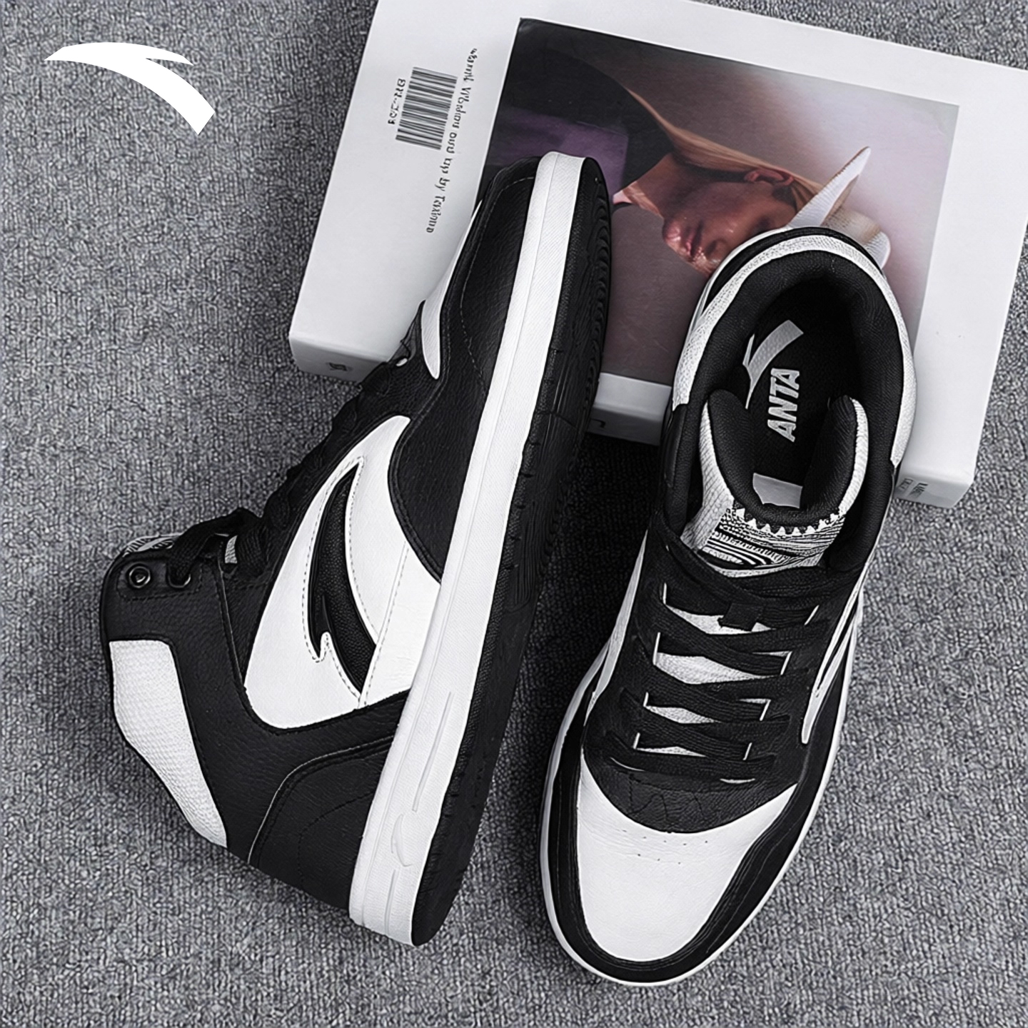 安踏高帮板鞋男鞋冬季新款复古百搭运动鞋黑白皮革青少年休闲鞋子