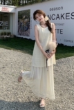 米白色假两件无袖连衣裙女2025年夏季新款韩版设计感海边度假长裙，女装连衣裙，浙宝125