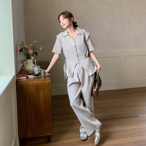 高级松弛感穿搭套装女2025夏新款清冷慵懒风短袖衬衫阔腿裤两件套图片