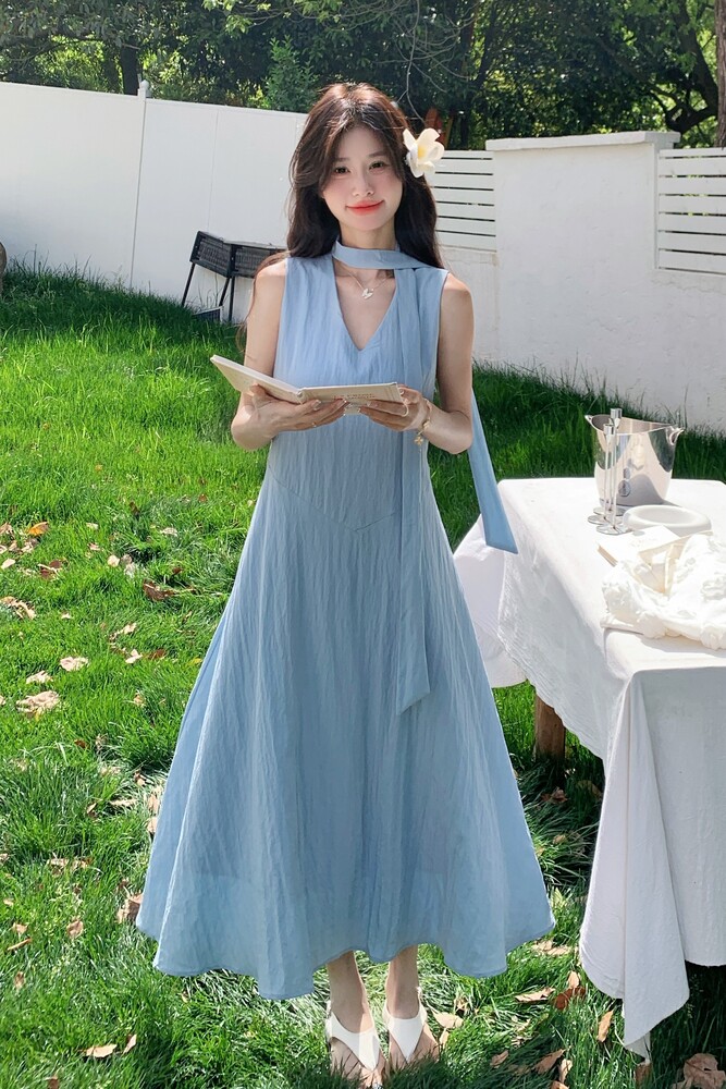 蓝色设计感温柔风甜美无袖长裙女夏新款高级感气质显瘦大摆连衣裙,女装连衣裙,浙宝125