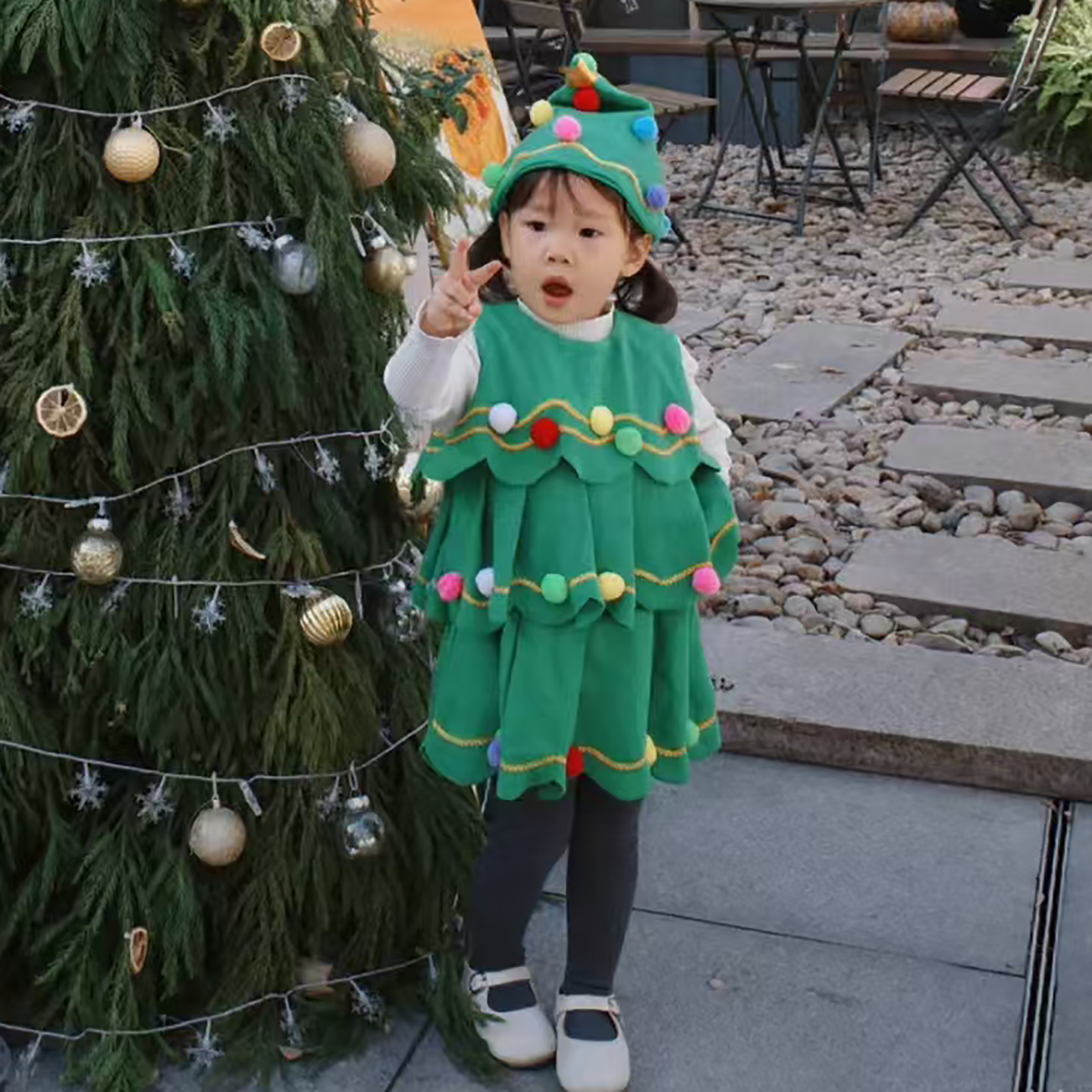 圣诞树衣服儿童服装圣诞节装扮服饰女童连衣裙2025新款舞台演出服