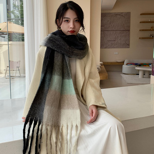 新款 冬季AC围巾女冬季加厚保暖围巾彩色格子流苏围脖披肩时尚外