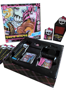 Monster High Horror Scopes红衣教主怪物高中多人卡牌游戏桌游