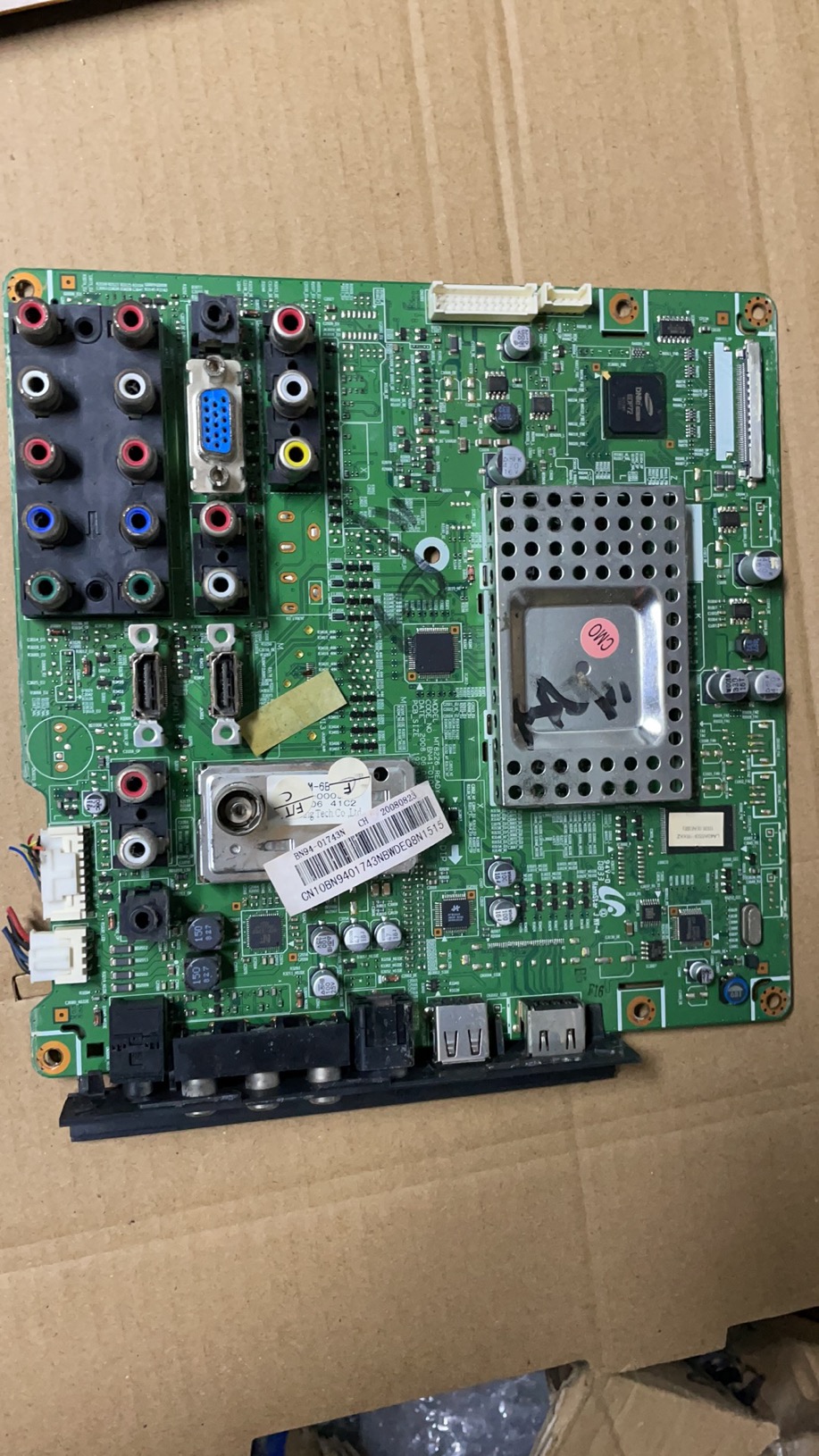 LA40A550P1R原装拆机主板BN41-01019C BN94-01743L屏V400HW02