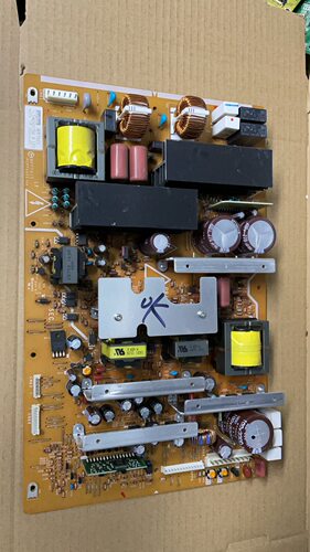 日立 42PD7990TC 电源板MPF7415 PCPF0066 55A