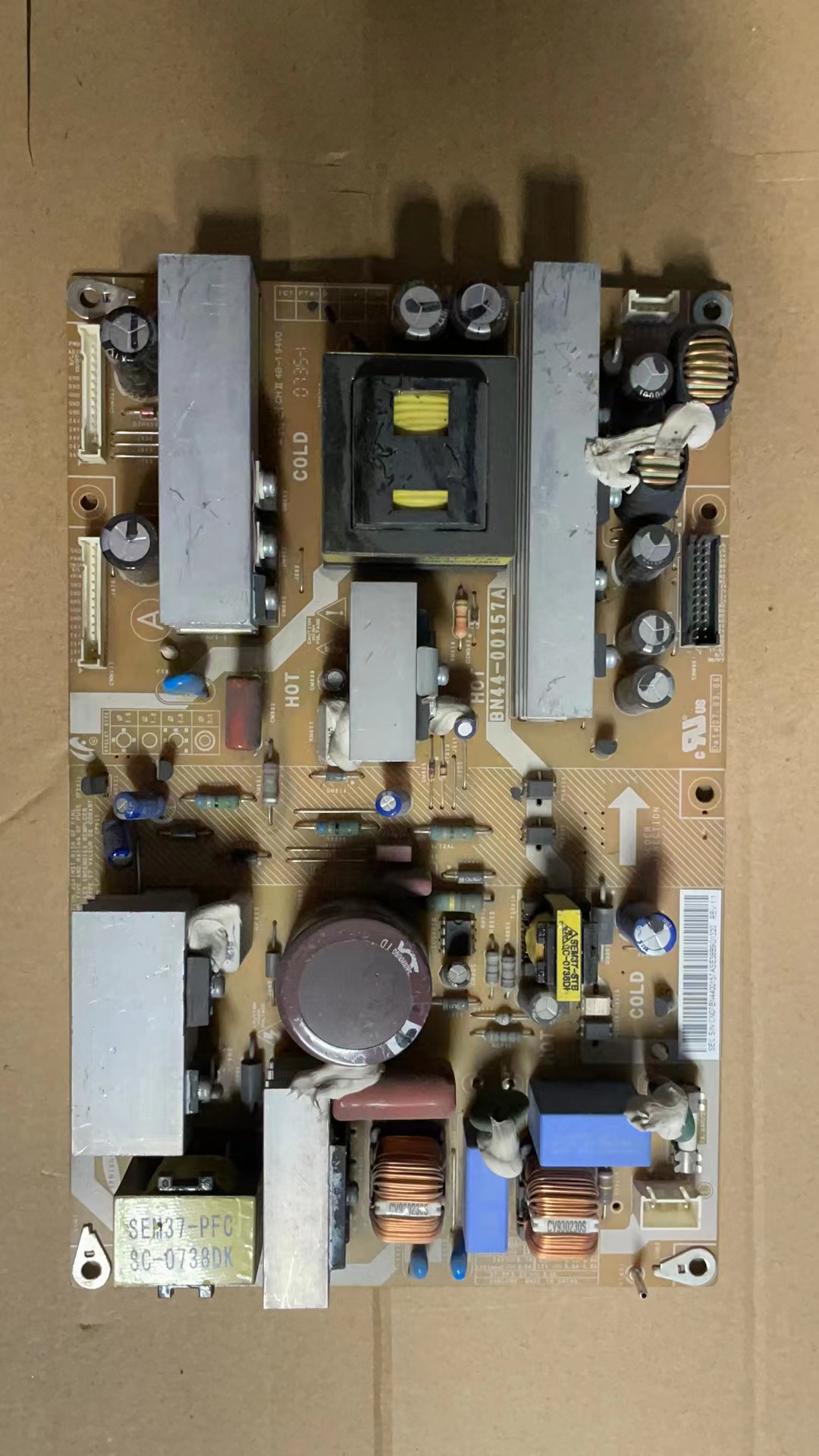 三星LA37S81B LA37R81B电源板BN44-00157A PSLF231501A