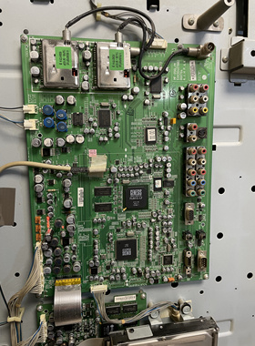 LG 42LC2RR-CL主板EAX30407802 060704屏LC420WX5