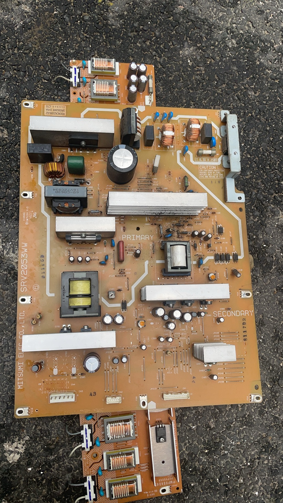 42B7 42G7 46b7 46g7 电源板。夏普 电源板