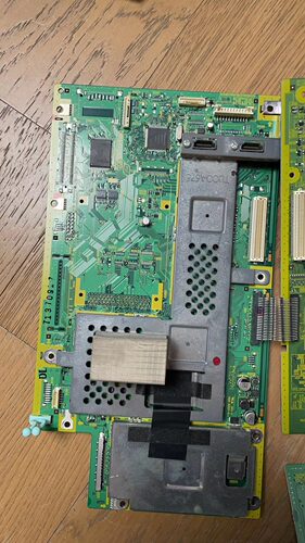 松下 TC-32LX700D主板一套 TNPA4114 TNPA4292 屏 AX080A002B/A