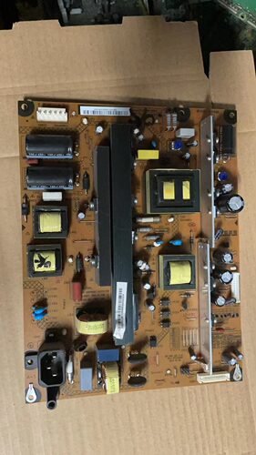 长虹3D51C2080电源板R-HS250B-5HF01/5HF02 XR7.820.192V1.5/V1.6
