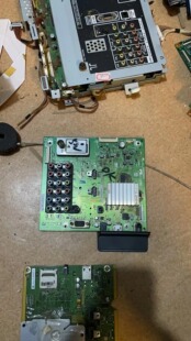 52GE220A主板QPWBXF553WJZZ屏LK520D3GW20X 拆机夏普LCD