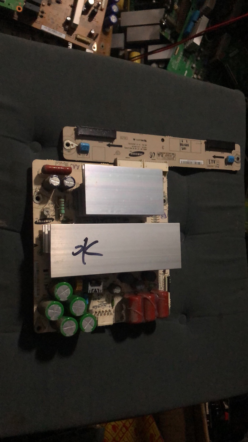 海信 TPW42M69 Z板 LJ41-05076A LJ92-01482A 屏S42AX-YD05-YB04