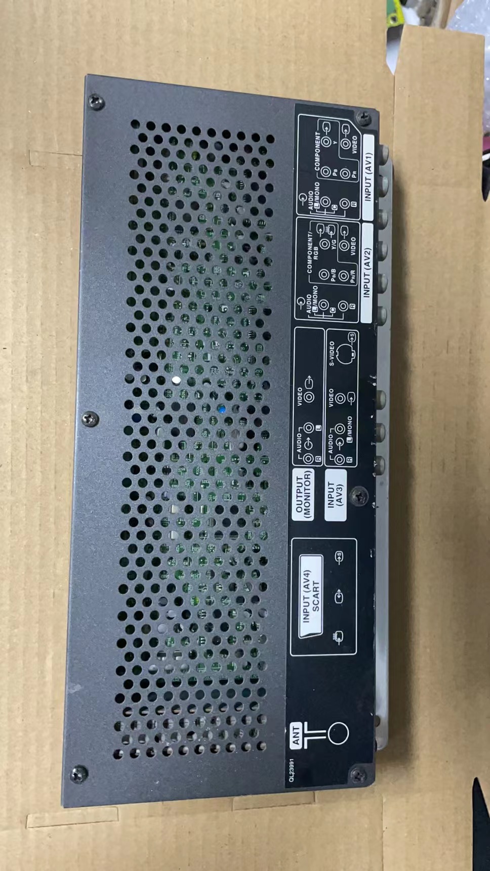 日立 42PD5000TC 主板 JA04973 PW1-VIDEO 屏FPF42C128128UC-55