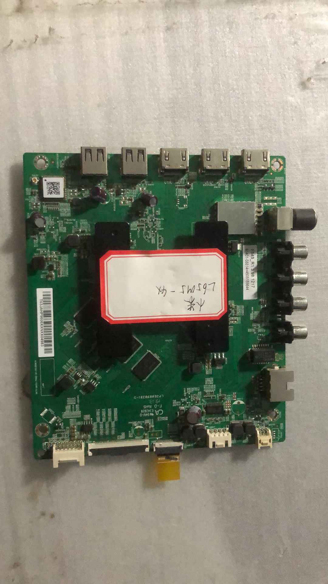 小米L65M5-4X 主板DKTV-B001-T962-AC-20180816 屏HV650DUB-N90