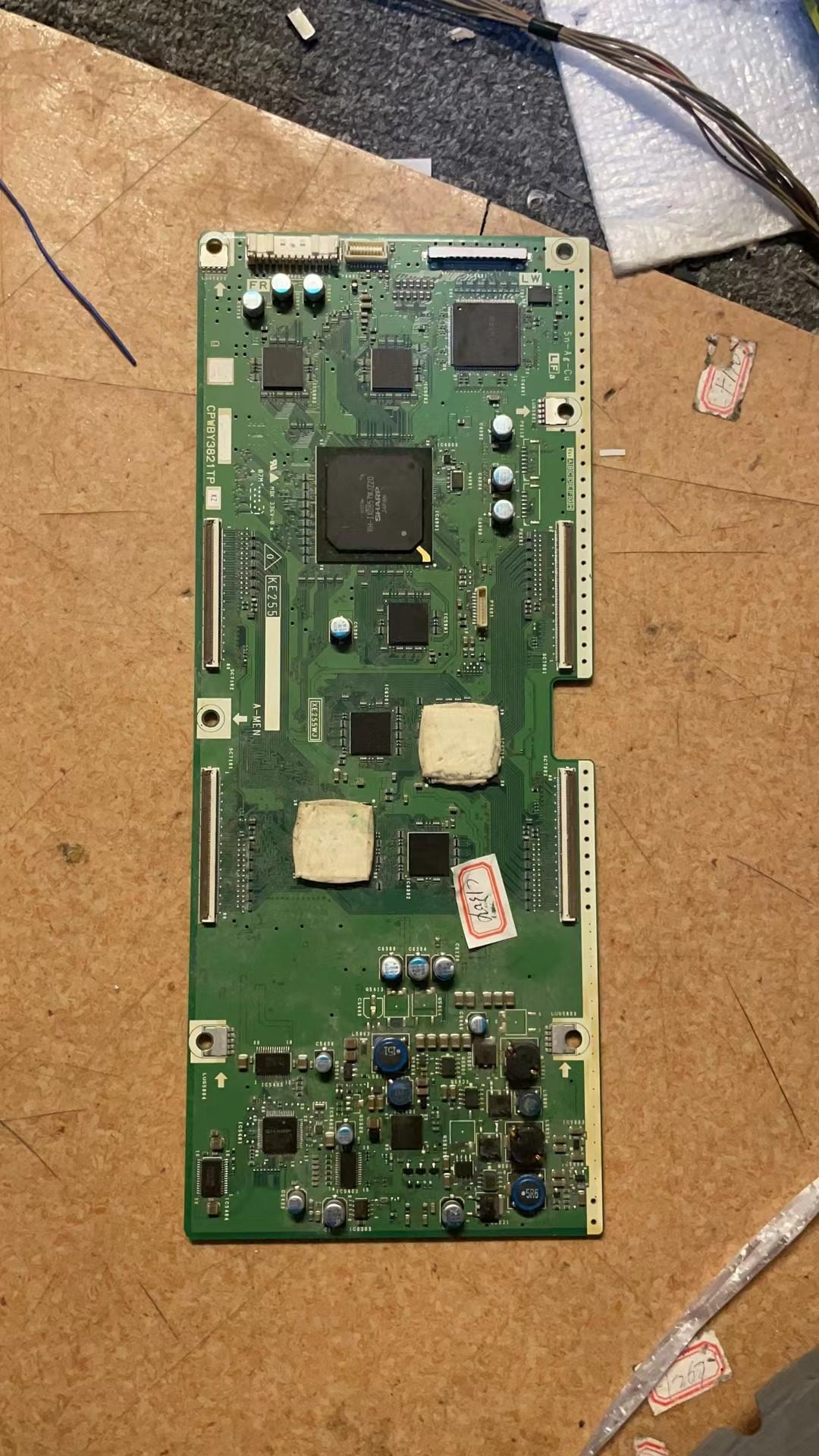 夏普LCD-46FF1A 52FF1A 逻辑板QKITPF464WJN3 RUNTK4570TP ZN zj