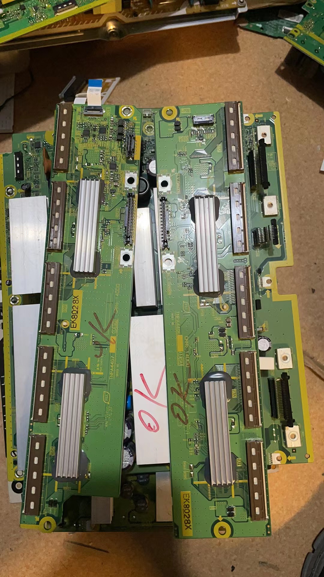 松下TH-50PZ80C 长虹PT50900FHD 缓冲板 TNPA4407 TNPA4406 一对