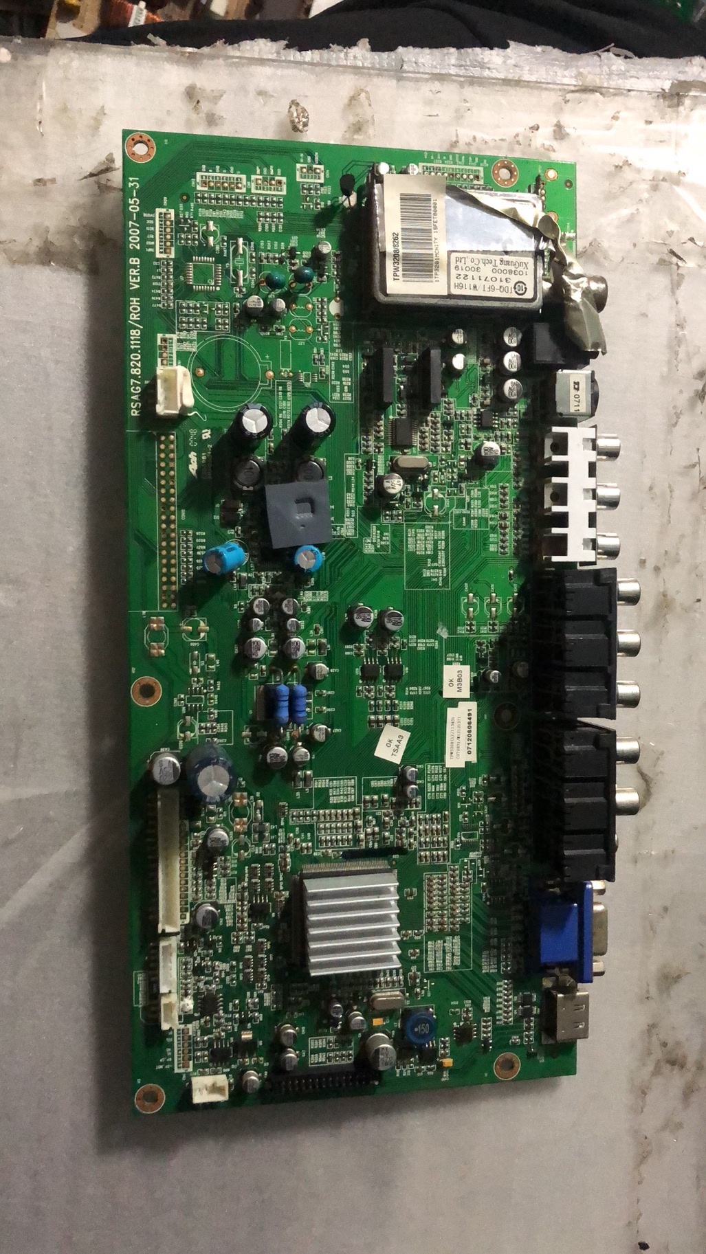 原装 海信TPW3208 主板RSAG7.820.1118屏PDP32F1