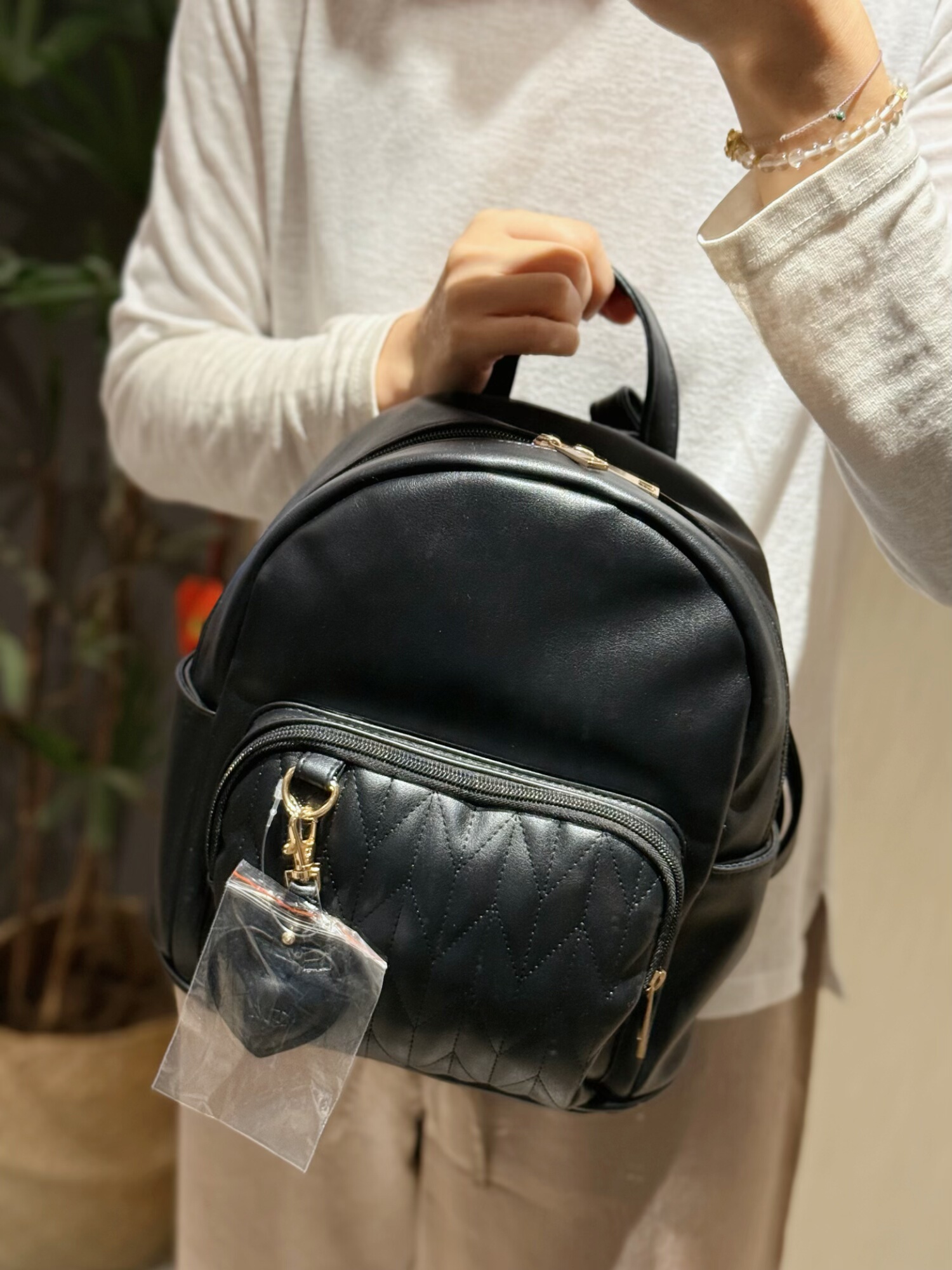 孤品各一 日单小巧迷你时尚pu双肩包 女士小背包简约绣线菱形