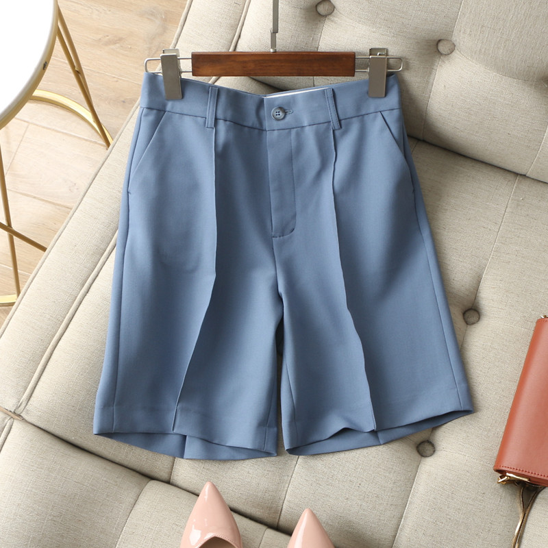 就是时髦风剪裁挺括中缝四分裤