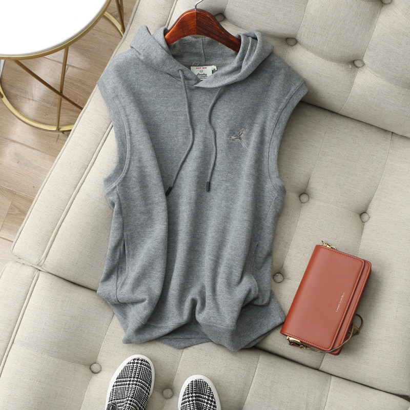 飞鹰刺绣连帽套头卫衣式马甲背心