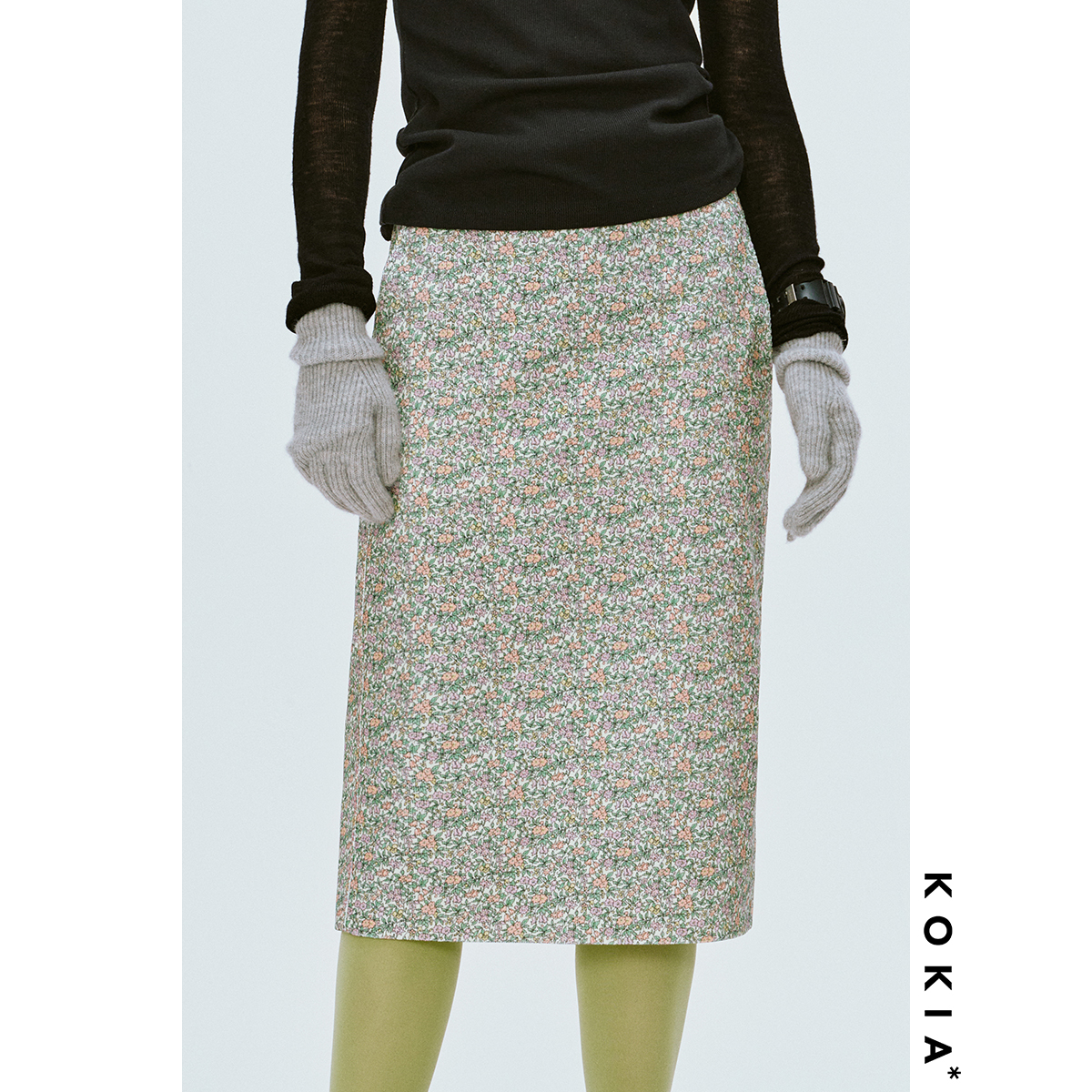 KOKIA碎花高密灯芯绒印花裙