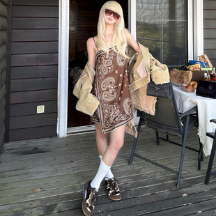 DIANAVEVINA夏季新款连衣裙女气质显瘦中长裙桑蚕丝丝巾吊带裙