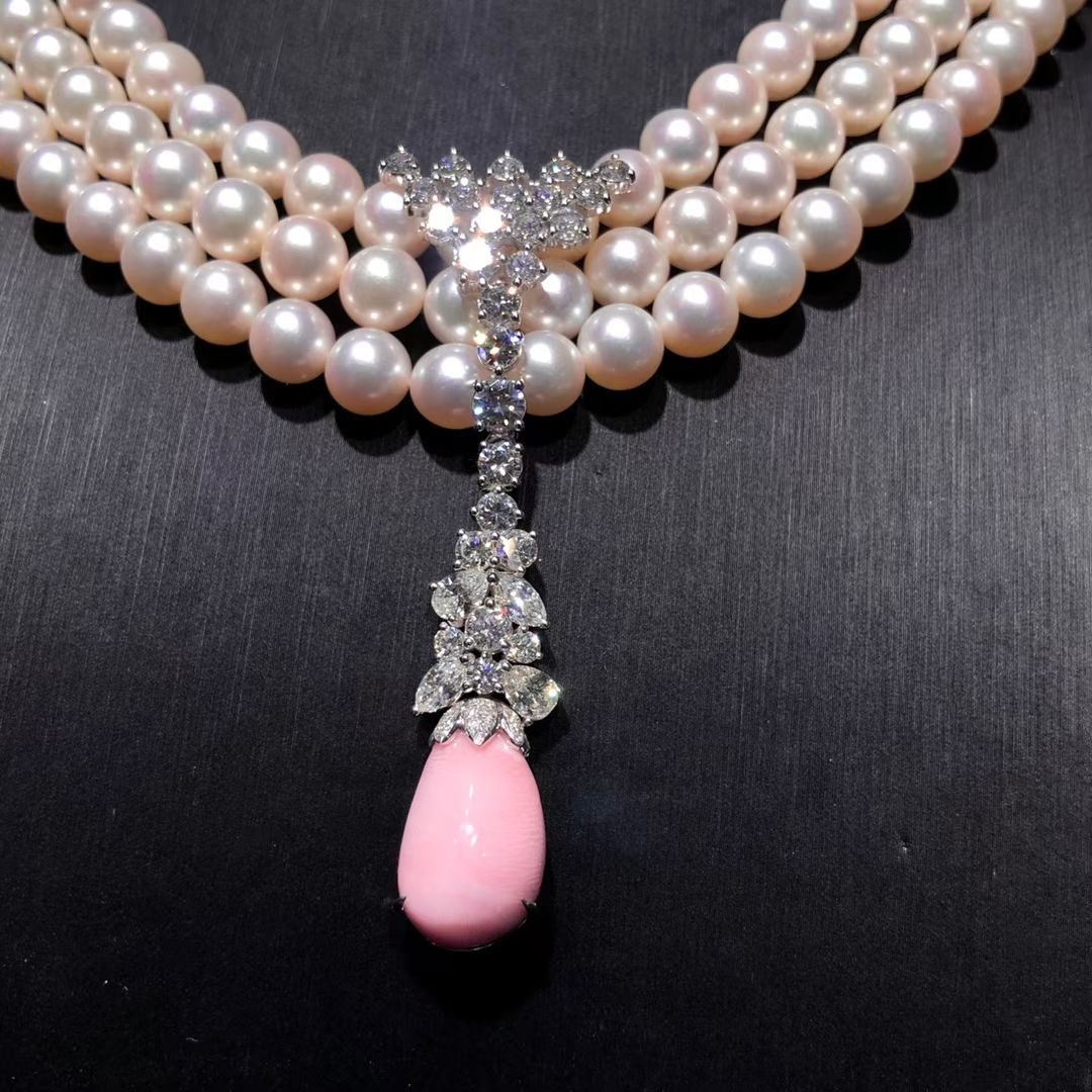 小六M专柜款18k钻石项链 海螺珠11克拉 樱花粉满火焰纹 钻石6克拉