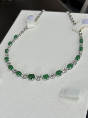 3万多亏本卖 一条超级大漏23.6克重工18K白金祖母绿钻石项链40cm