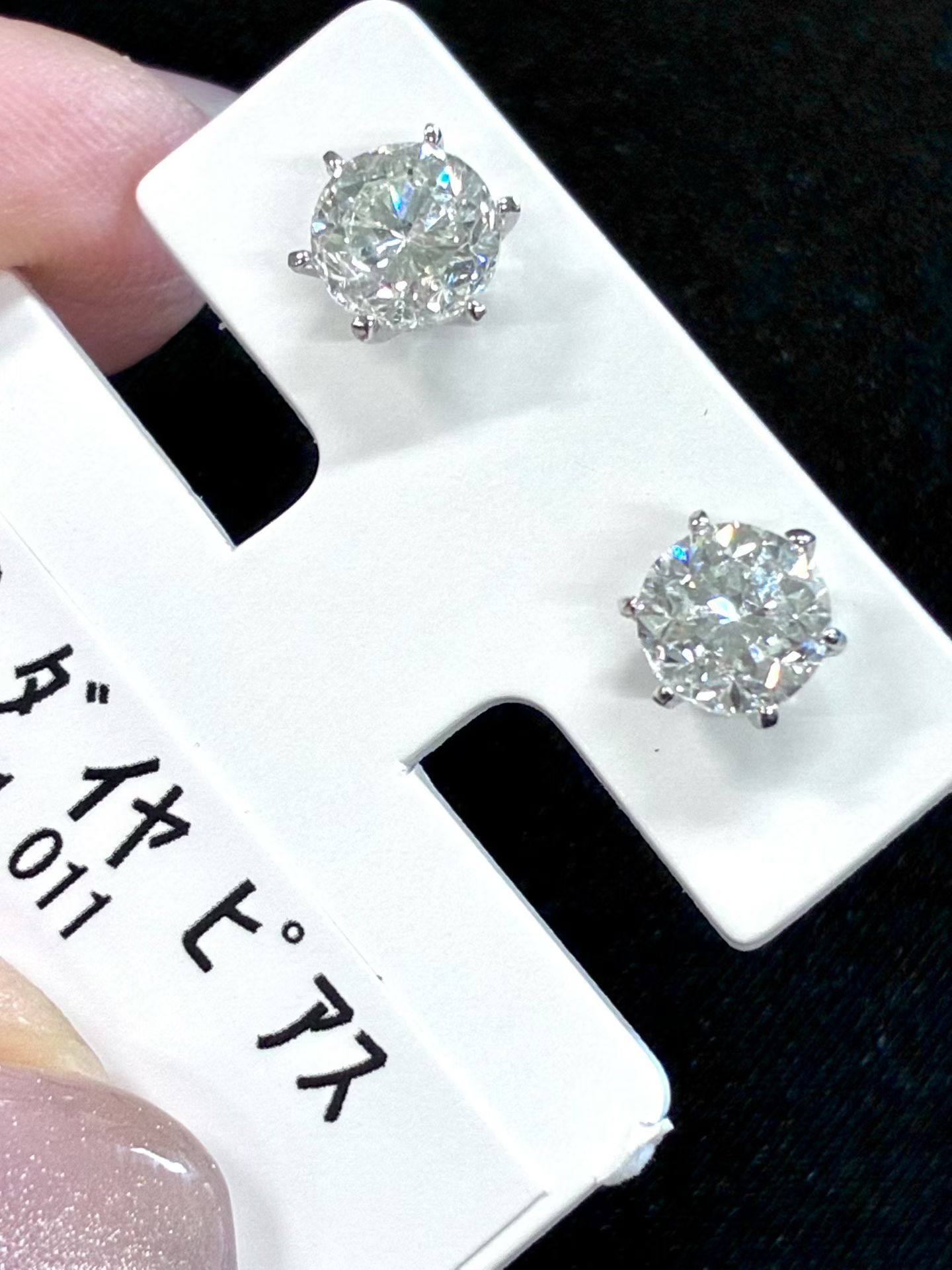 29800亏本卖2克拉一对DE色VS高品质天然钻石耳钉 18k金单颗1克拉,黄金,定价黄金耳饰,淘宝优惠券,粉丝福利购,淘宝优惠卷