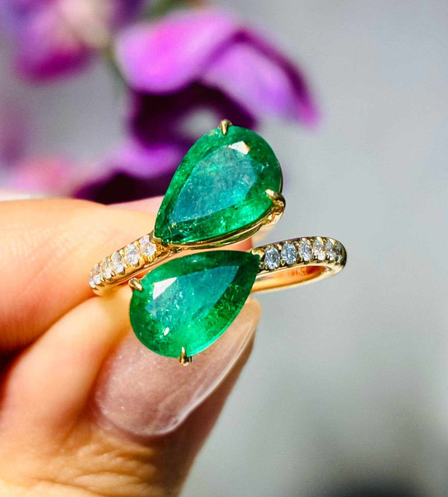 1万多亏本卖 3克拉祖母绿双石款戒指18K黄金镶嵌天然钻石