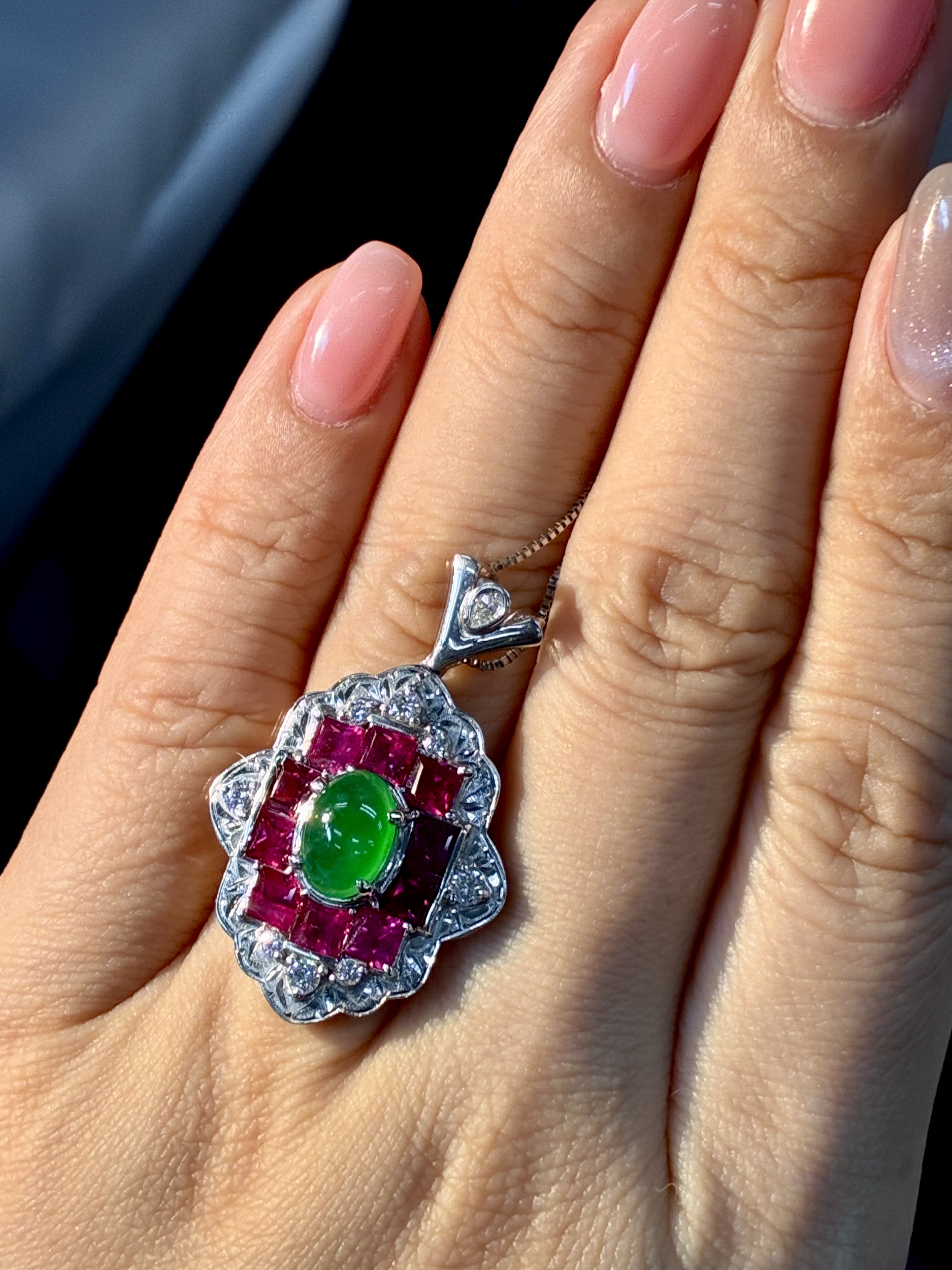 2万多帮朋友亏本卖 冰种正阳绿翡翠配红宝石12.8克重工Pt钻石项链,珠宝/钻石/翡翠,黄金镶钻项链,淘宝优惠券,粉丝福利购,淘宝优惠卷