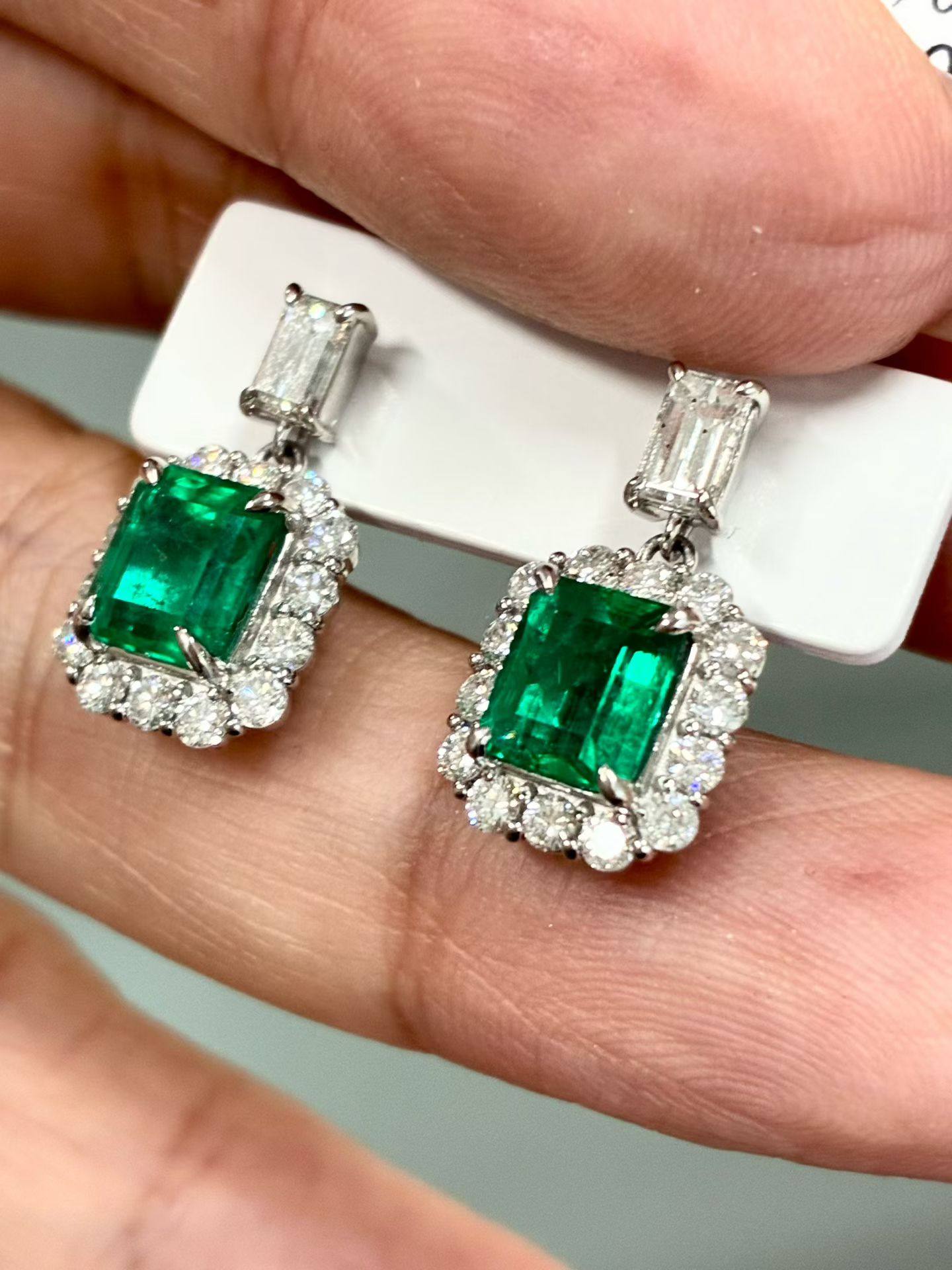 亏本卖2万多收藏级2.3克拉哥伦比亚祖母绿钻石耳钉Pt钻石1.38克拉,珠宝/钻石/翡翠,耳饰,淘宝优惠券,粉丝福利购,淘宝优惠卷