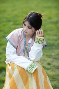 青泠谷秋冬保暖绒圆领衫 子