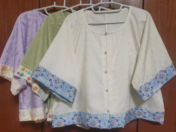 青泠谷白色提花拼接锦棉印花缘边背子