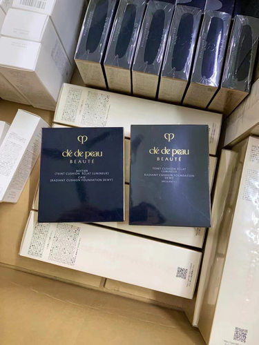 日本CPB钻光气垫OC00色23年款15g本土版