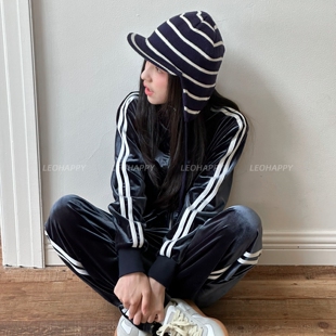 LEOHAPPY女童套装秋季儿童外套2026新款丝绒开衫阔腿裤亲子两件套