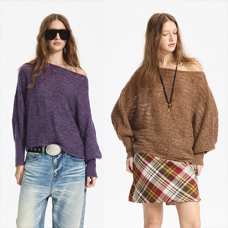 马海毛一字斜肩蝙蝠袖毛衣