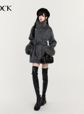 VOCK 清冷灰系 新年高级感精致千金立领毛呢拼接皮草收腰大衣外套