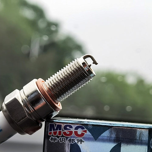 摩托车铱金火花塞适用春风