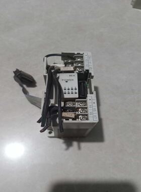 PLC模块FX0N-8EXFX0N-8EYR拆机