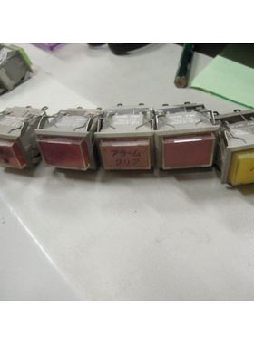 拆机NKK方形按钮按键开关LB-25RG红色7个，黄色1个