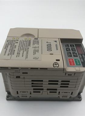 安川J1000系列04KW02KW 变频器CIMR-JB4A0001BAA 380V实拍