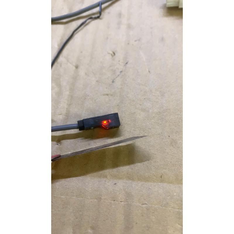 omRon E2S接近开关 原装拆
